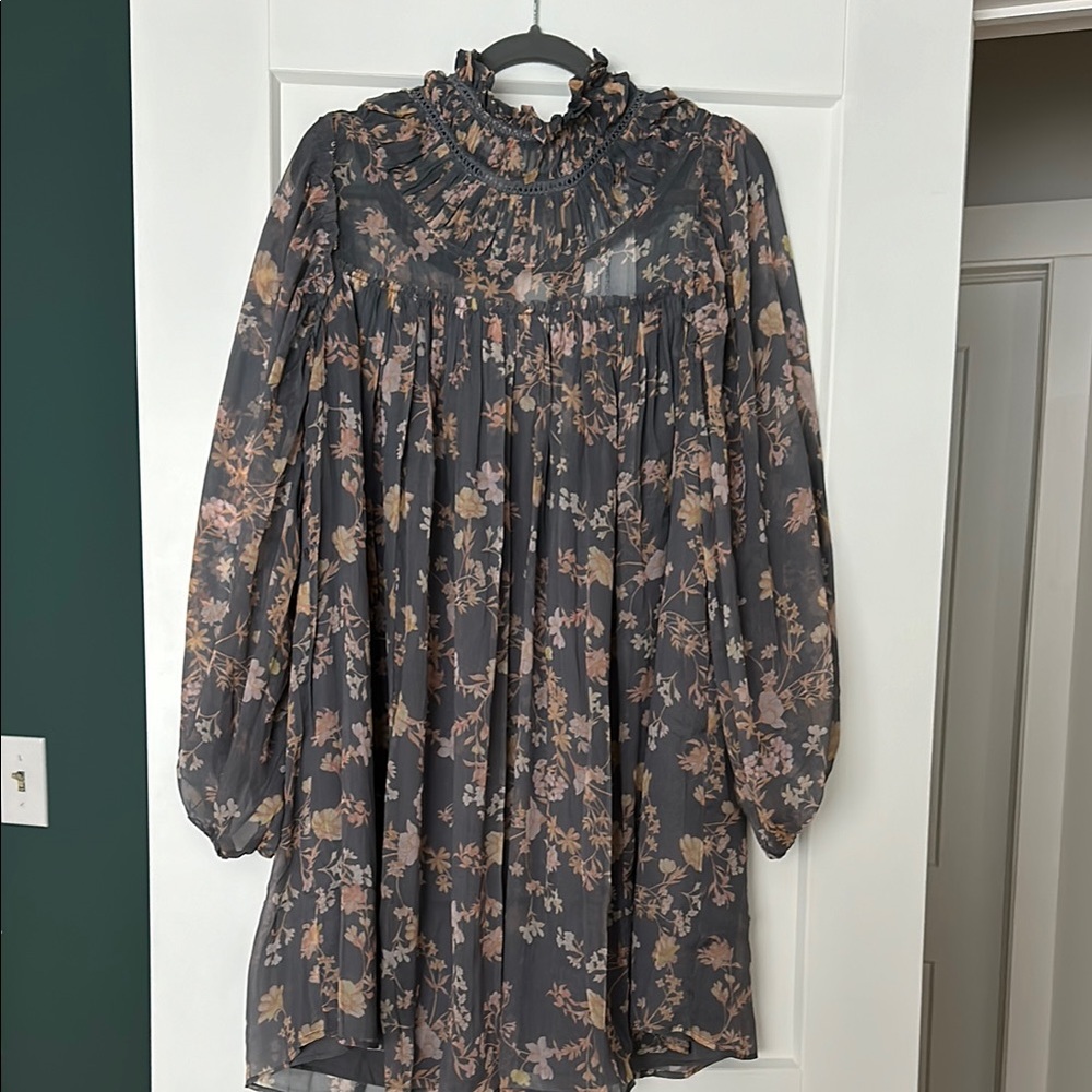 NWT French Connection Floral Long Sleeve Dress